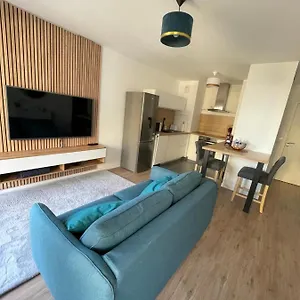 Superbe T2 Proche De La Gare Rer Tgv Palaiseau Apartment